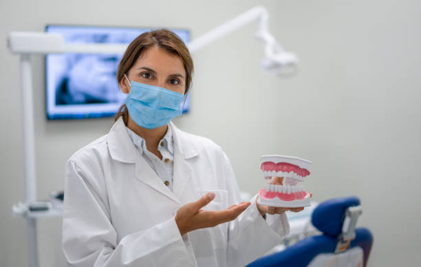 Best Weekend Emergency Dentist in Middlebranch, OH